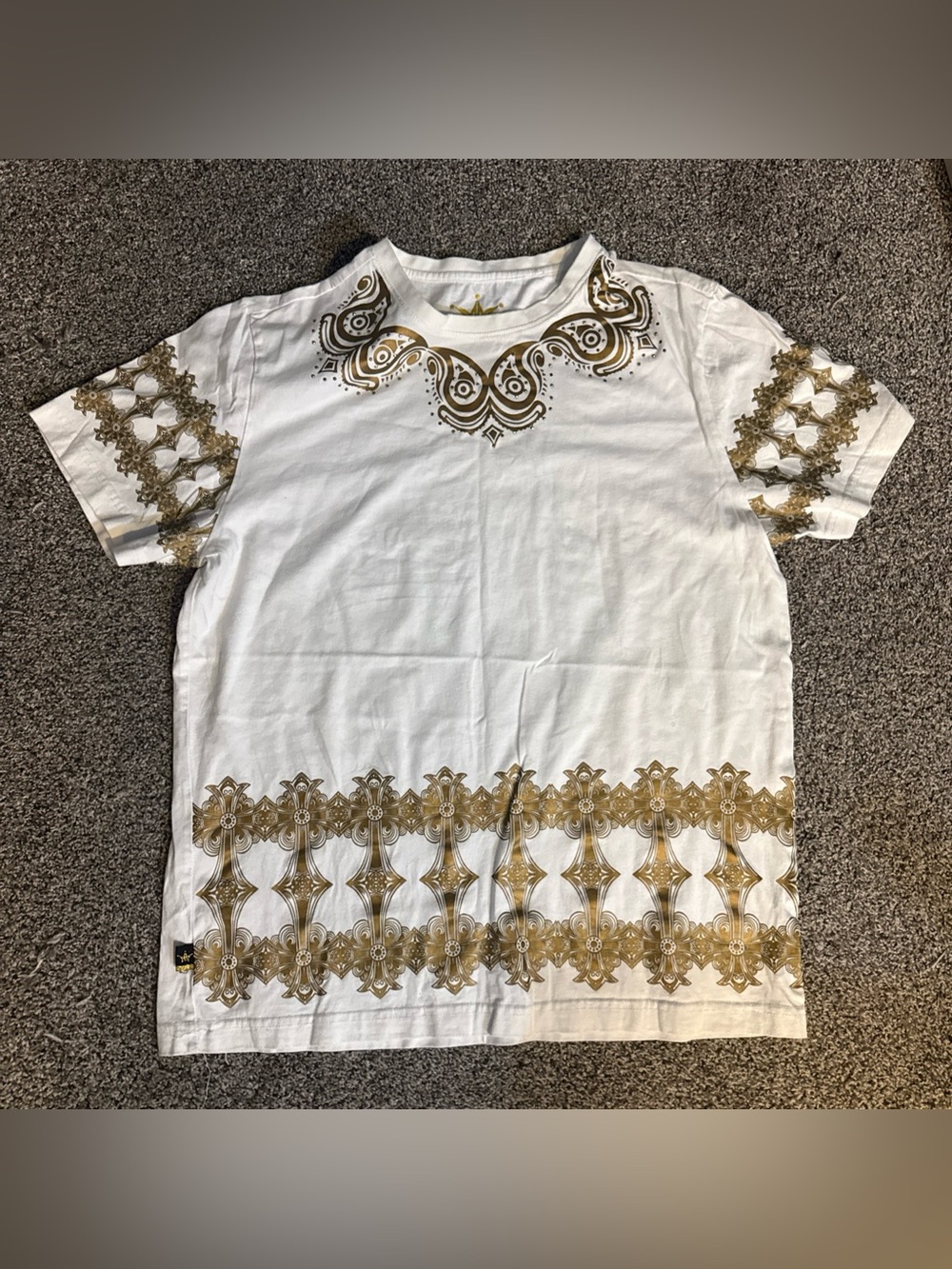 Maxi Milian Men’s Gold Boroque Style Trimmed Tee T-shirt w/ Jeweled Neckline (L)